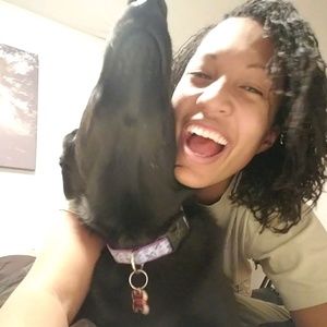 Meet your Posher, Nina-dawn